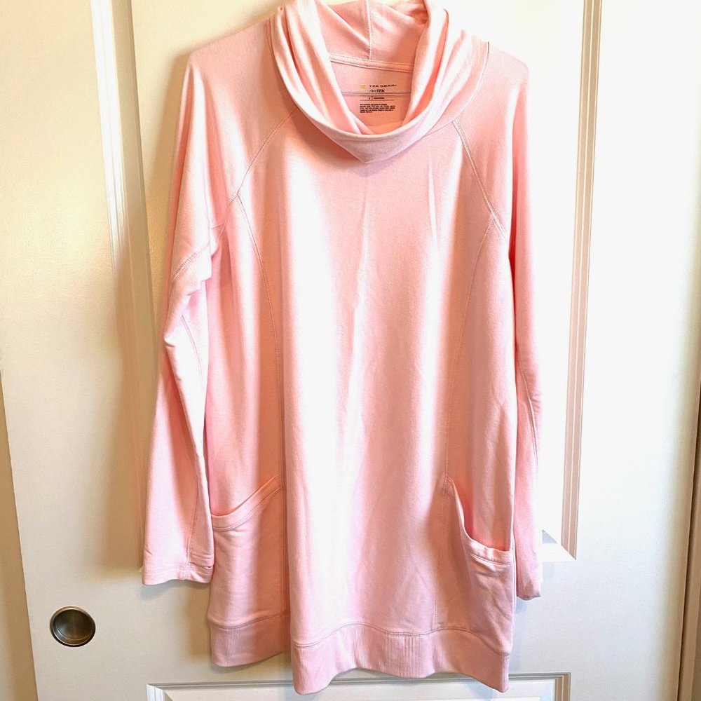 NWOT Tek Gear cowl neck sweatshirt